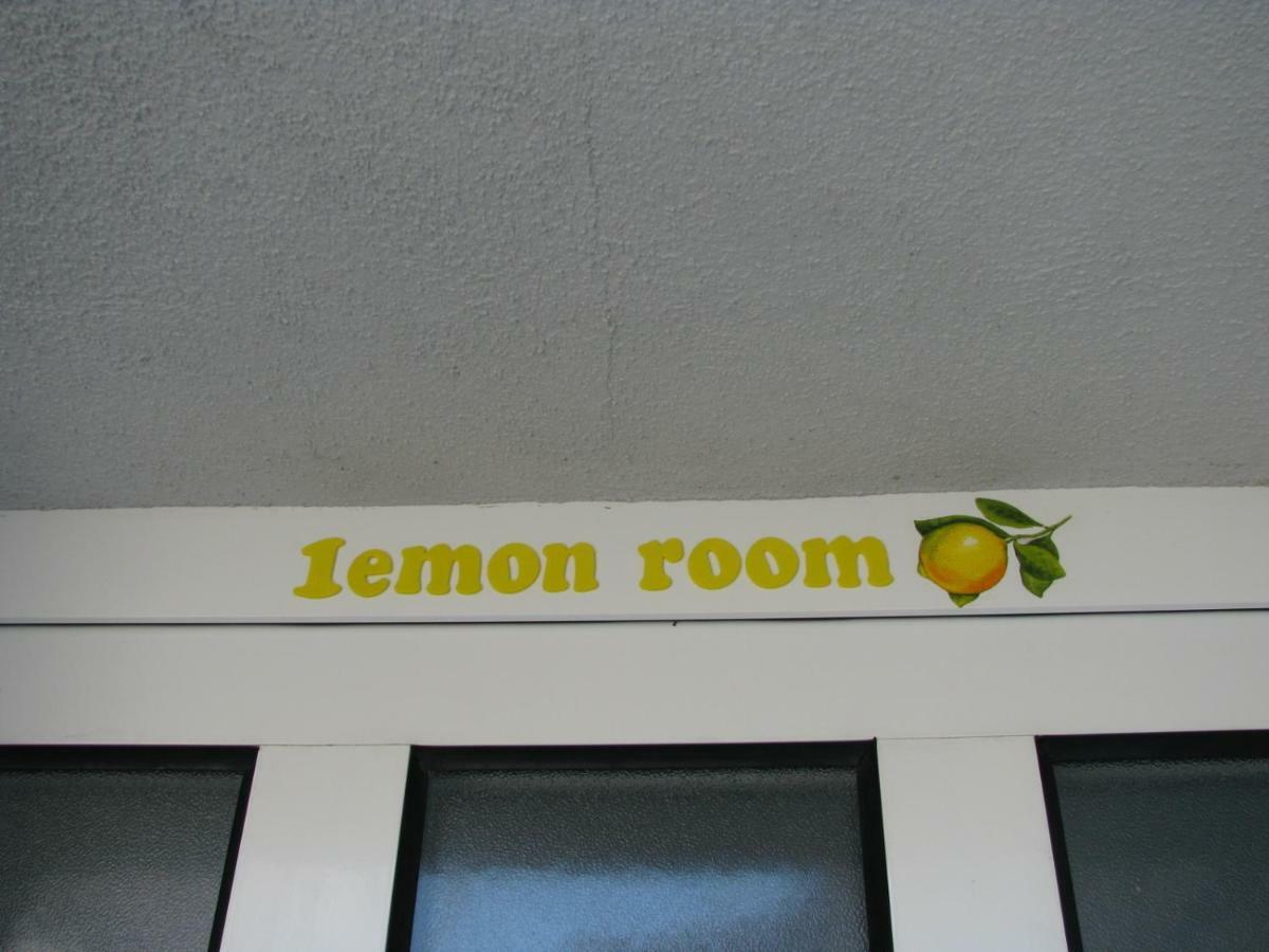 וויס Apartments And Room Lemon מראה חיצוני תמונה
