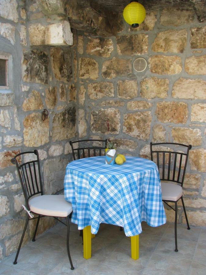 וויס Apartments And Room Lemon מראה חיצוני תמונה