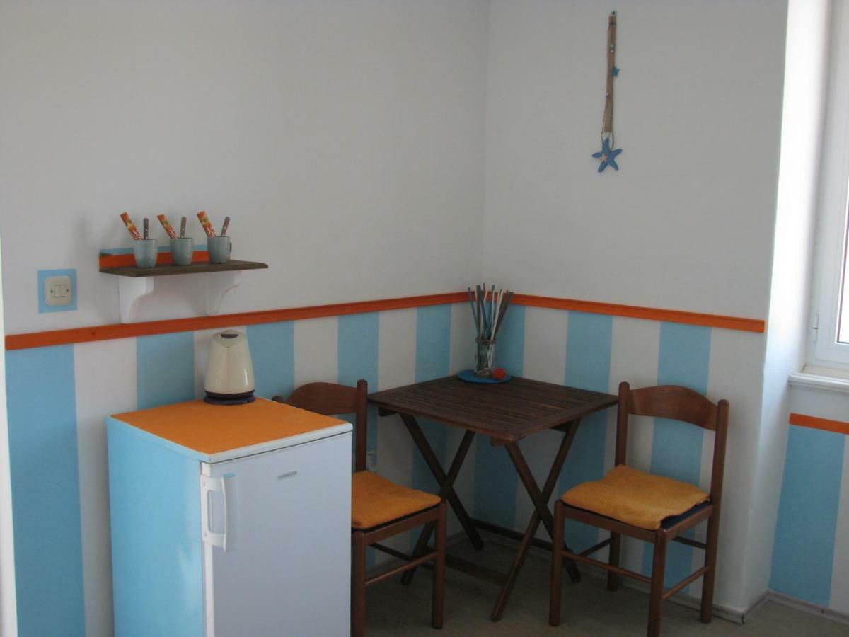 וויס Apartments And Room Lemon מראה חיצוני תמונה